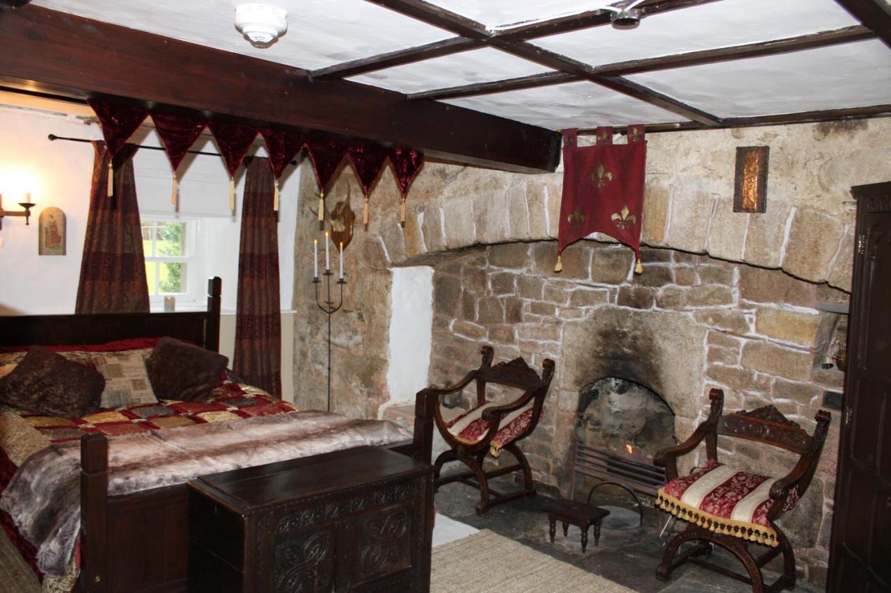 فيلا East Wing Lickleyhead Castle Auchleven المظهر الخارجي الصورة